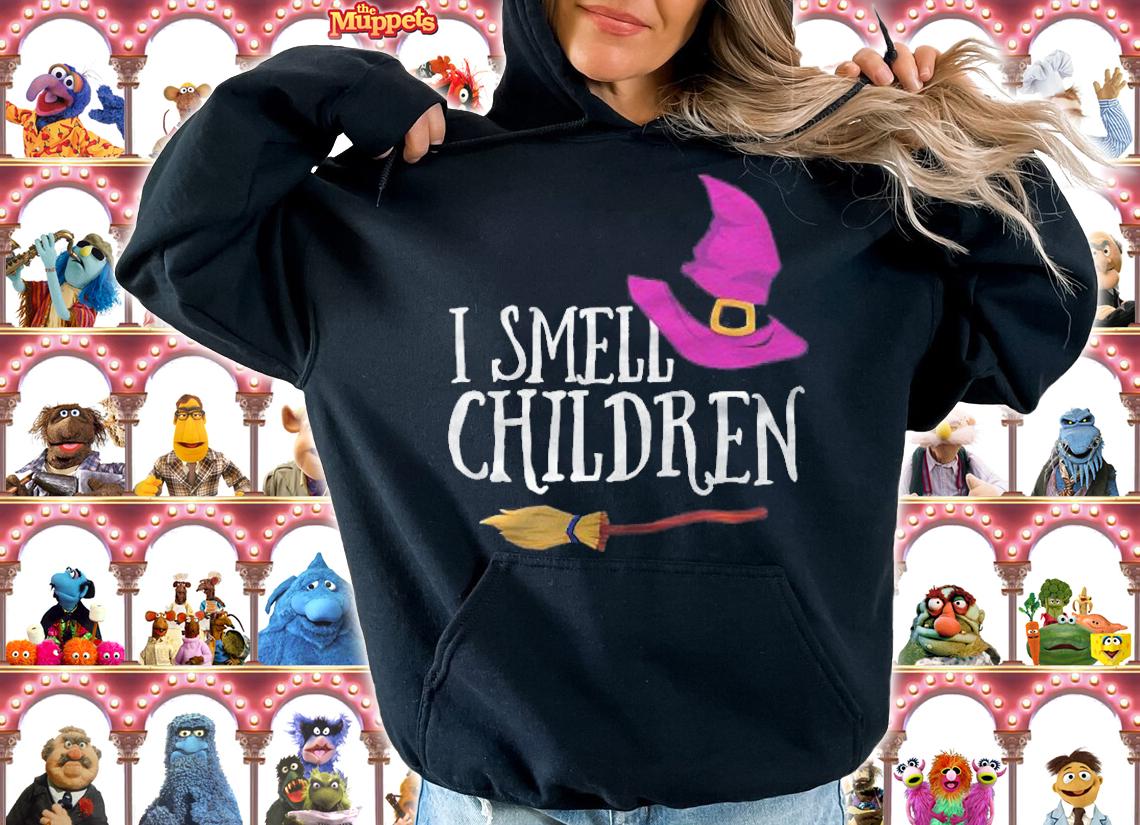 I Smell Children Teacher Halloween Witch Trick Or Treat T-shirt