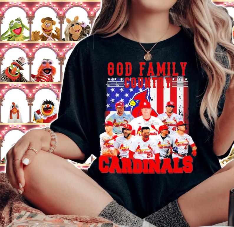 God family country St Louis Cardinals signatures shirt woman shirt