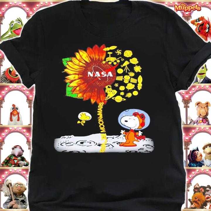 Nasa sunflower Snoopy and Woodstock explore moon to mars shirt shirt